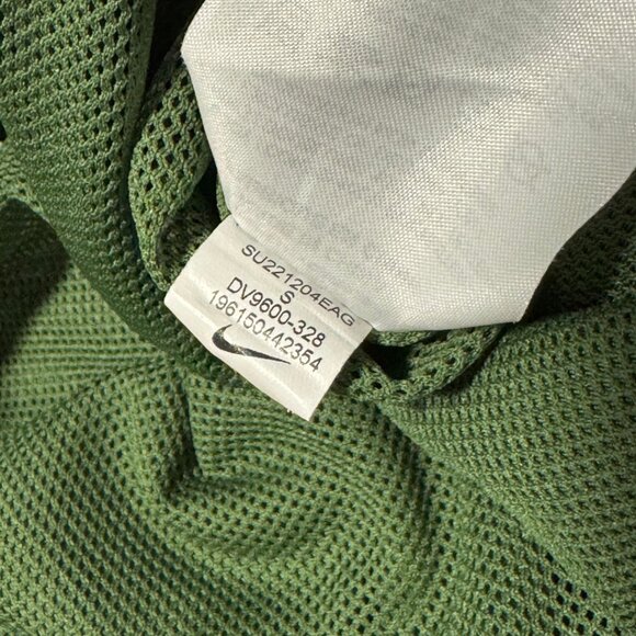 Nike Sun Club Green Activewear Drawstring Polyester Gym Shorts Size Small - Picture 7 of 8